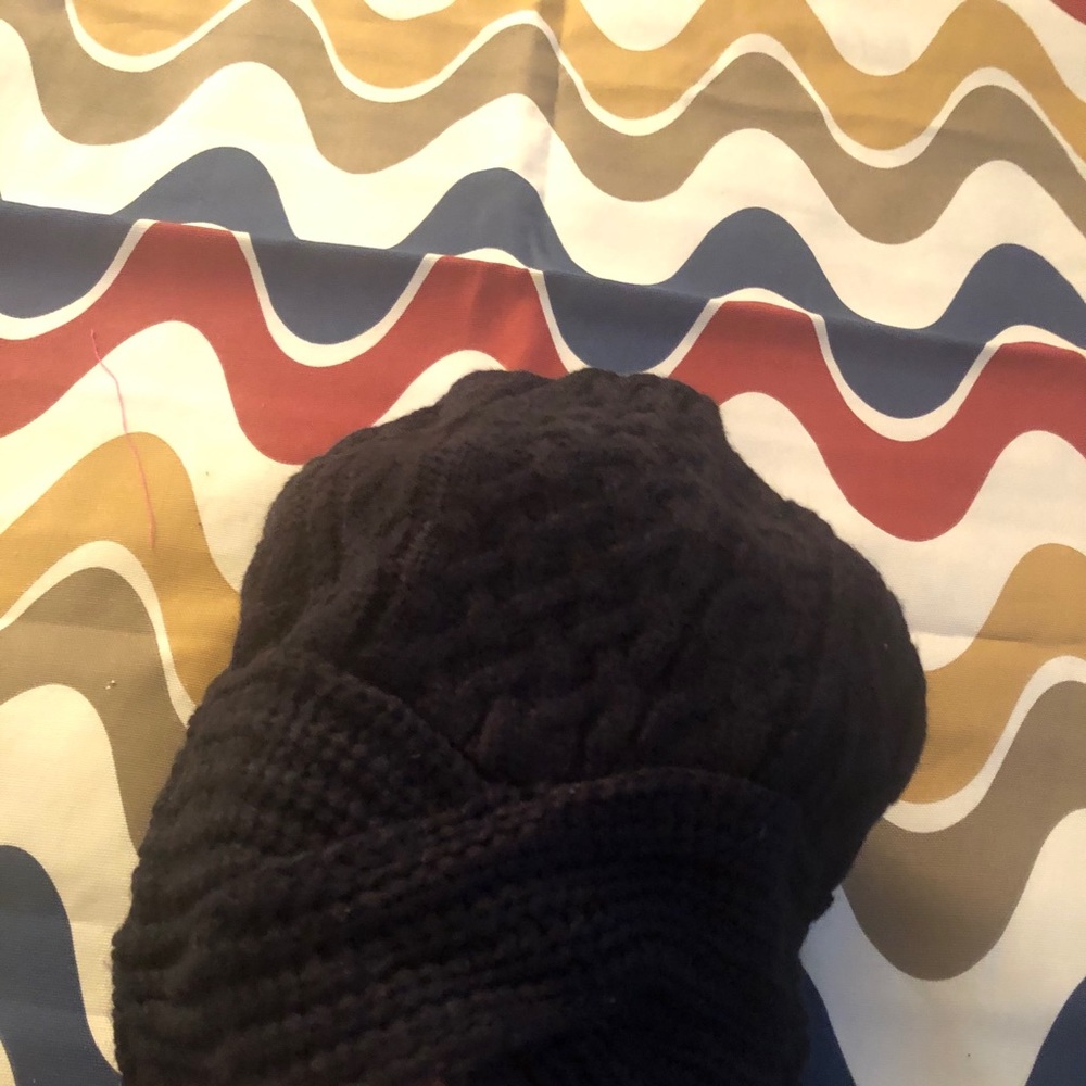 Hat - Picture 2 of 5
